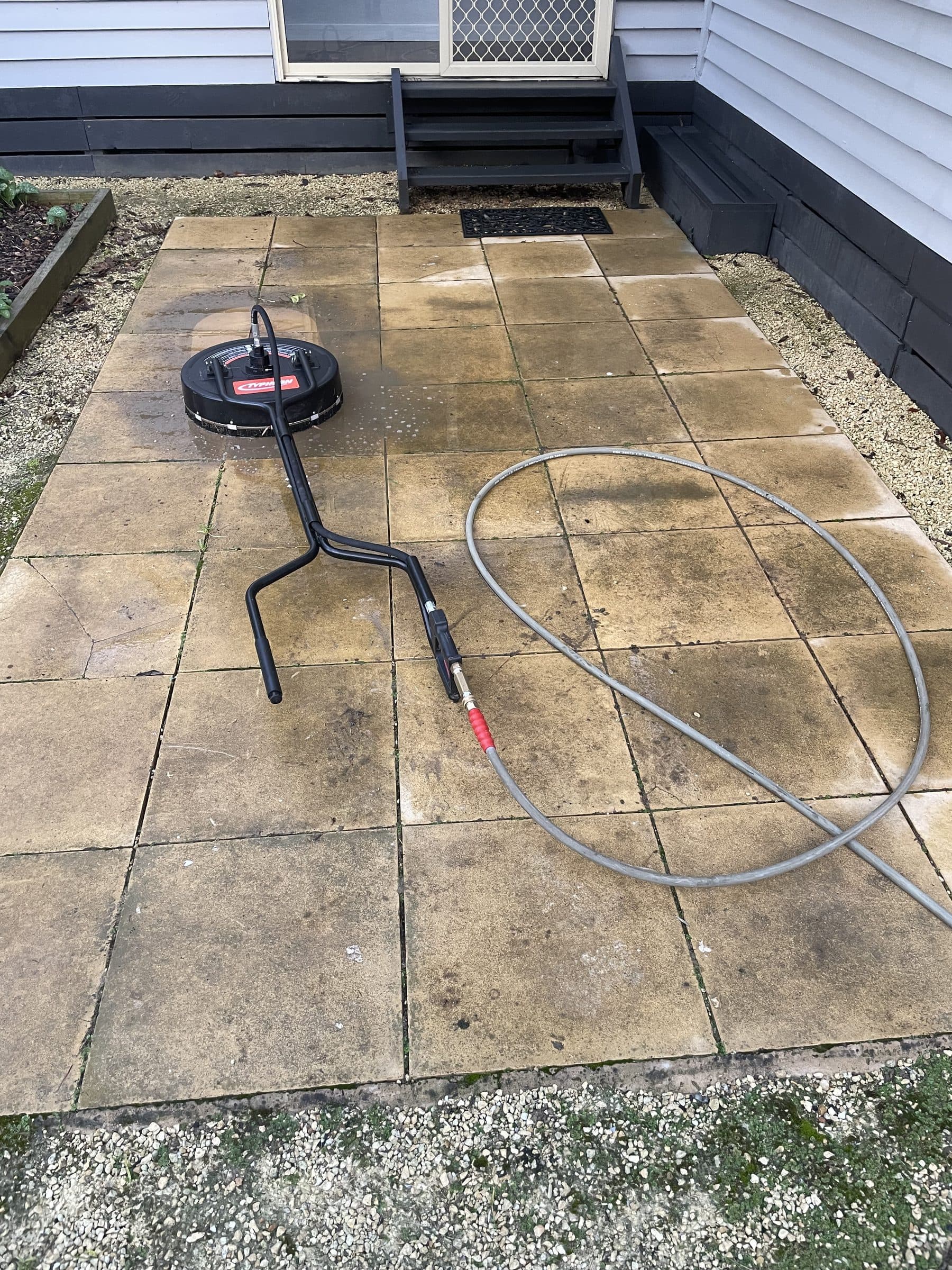 High-Pressure Cleaning