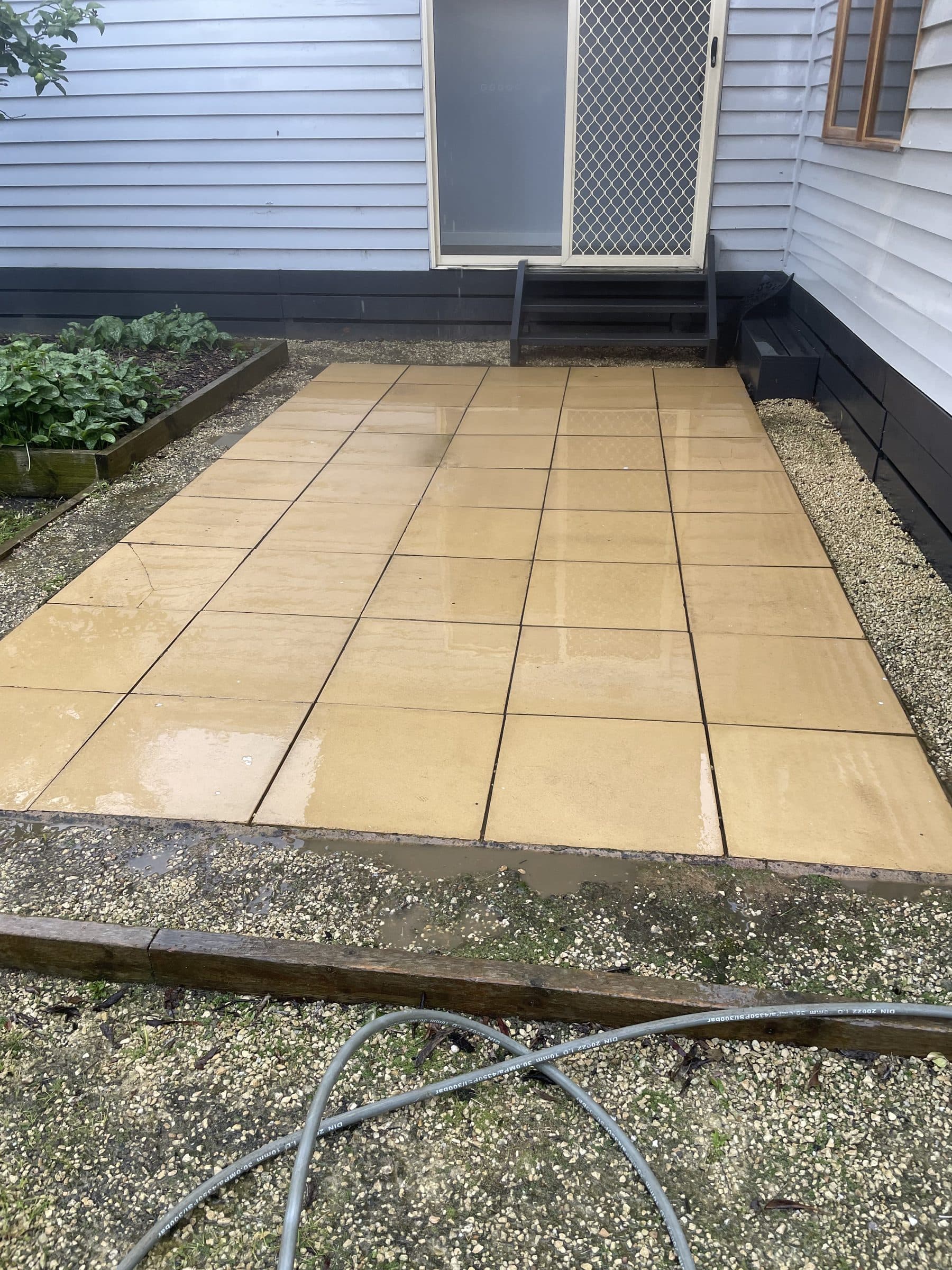 High-Pressure Cleaning